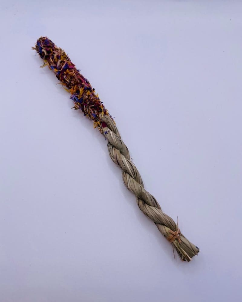 Floral Seagrass Twist with Calendula, Rose, and Forget Me Not Treat for Rabbits, Hamsters, Guinea Pigs, Chinchillas, & Small Rodents