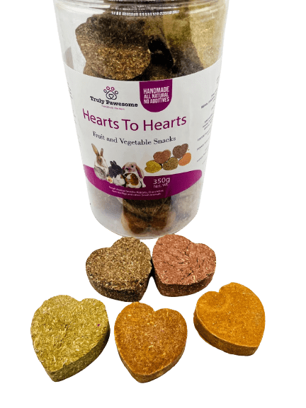 Timothy Hay Multi Flavored Vegetable and Fruit Heart-Shaped Treat for Rabbit , Hamsters, Guinea Pigs, Chinchillas, and Small Rodents.